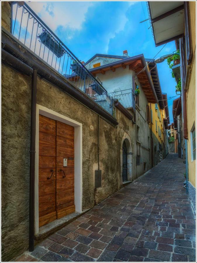 Monolocale “Sale & Pepe” Apartamento Gravedona Exterior foto